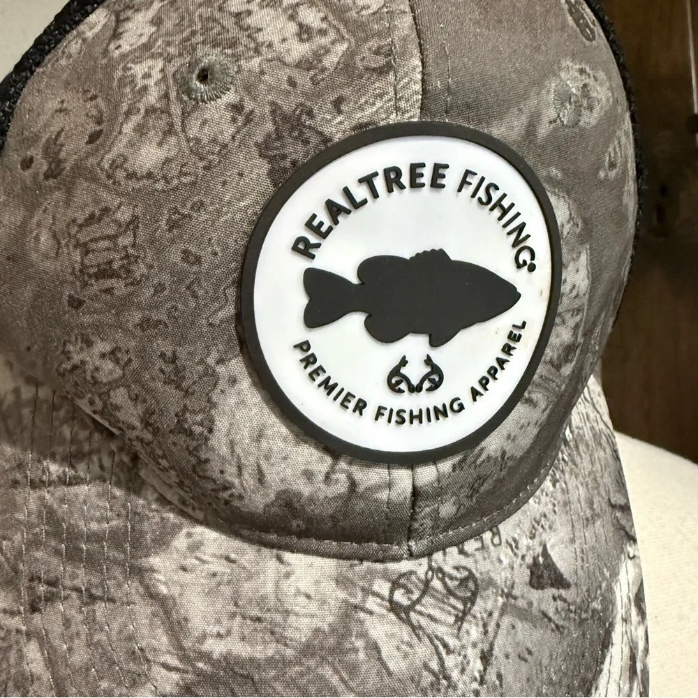 Realtree Fishing Black and Gray Fishing baseball Cap outdoor L/XL
